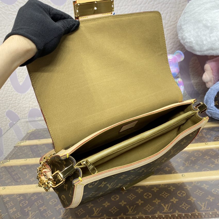 Replica Louis Vuitton Dauphine GM 11 Replica Louis Vuitton Dauphine GM - premium-grade designer purse dupe