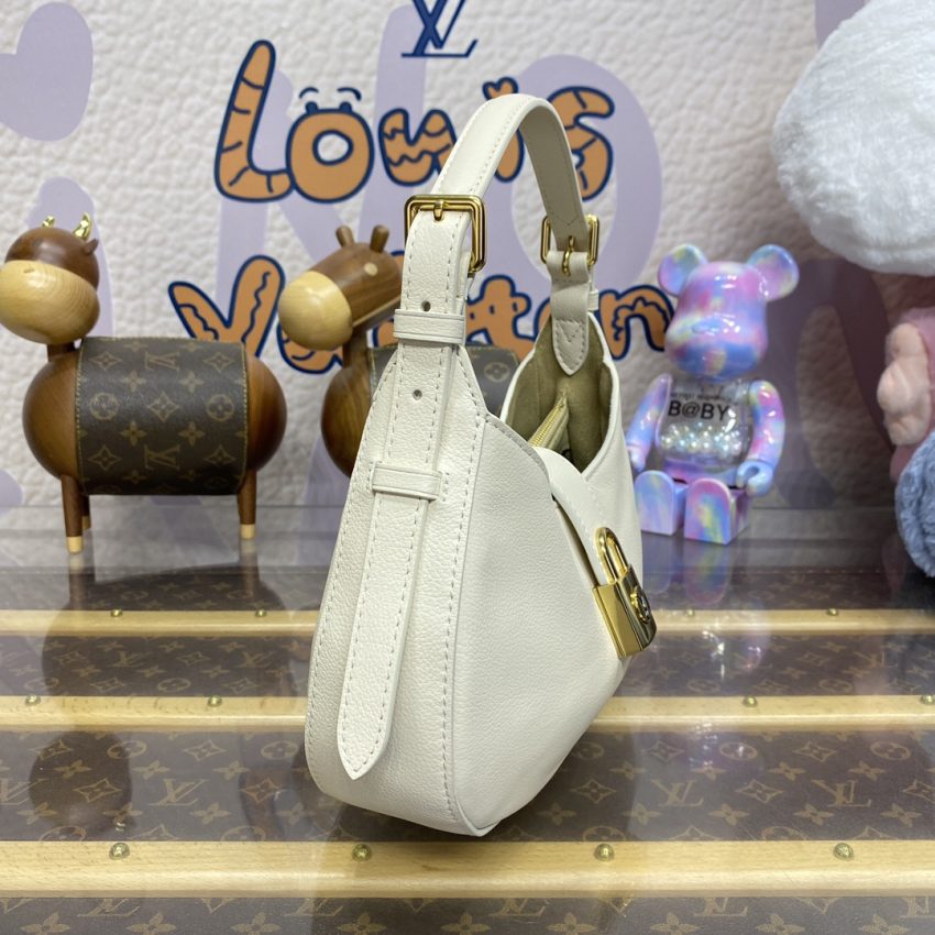 Replica Louis Vuitton Low Key White 3 Replica Louis Vuitton Low Key White - authentic-look luxury purse replica