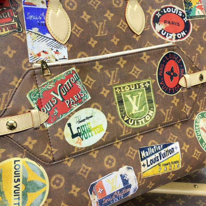 Replica LV OnTheGo Voyage 4 Replica LV OnTheGo Voyage - near-authentic luxury replica handbag