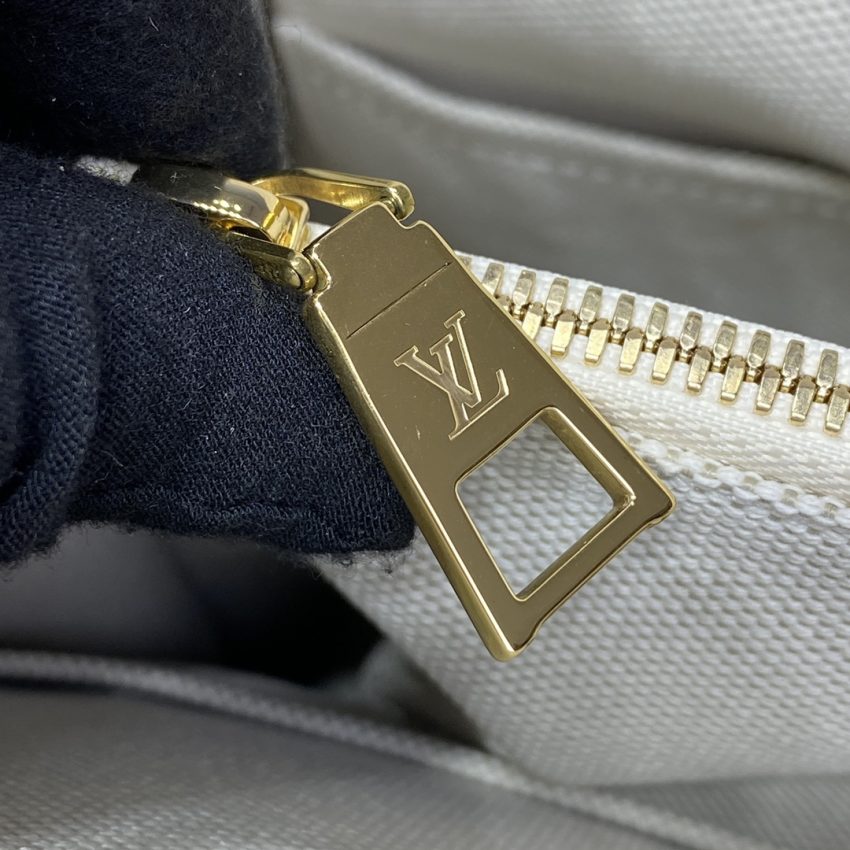 Replica LV OnTheGo Voyage 10 Replica LV OnTheGo Voyage - near-authentic luxury replica handbag