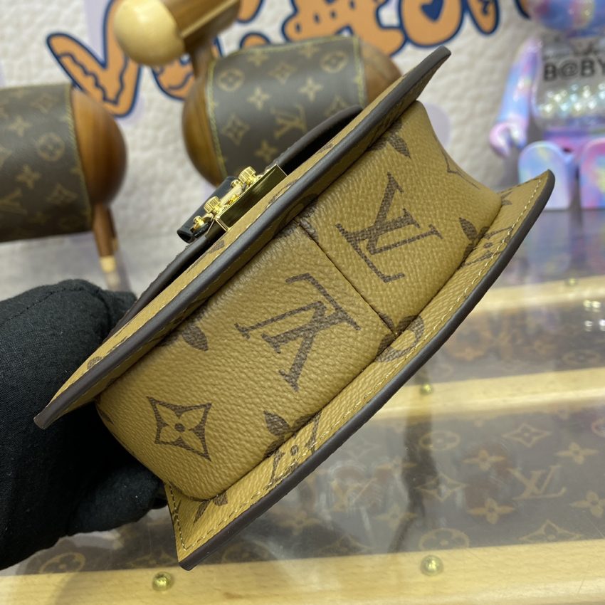 Replica Louis Vuitton Tilsitt Pico 3 Replica Louis Vuitton Tilsitt Pico - realistic designer-inspired fake bag