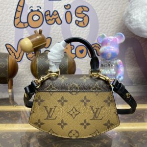 Replica Louis Vuitton Tilsitt Pico 4 Replica Louis Vuitton Tilsitt Pico - high-end fake designer purse