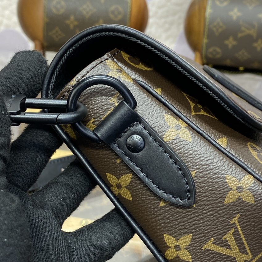 Replica Louis Vuitton Messenger Brown 3 Replica Louis Vuitton Messenger Brown - high-quality designer bag clone