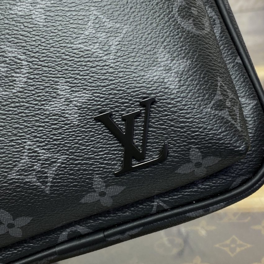 Replica Louis Vuitton Avenue Slingbag Black 3 Replica Louis Vuitton Avenue Slingbag Black - top-rated replica designer bag