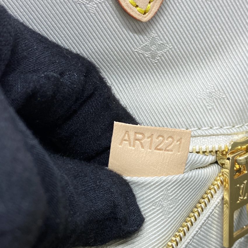Replica LV OnTheGo White Denim 6 Replica LV OnTheGo White Denim - 1:1 designer replica handbag