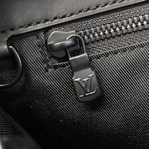 Replica Louis Vuitton Sac Plat Black 5 Replica Louis Vuitton Sac Plat Black - realistic designer-inspired fake bag