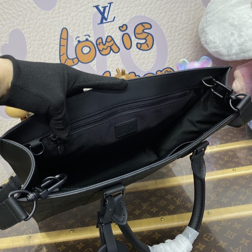 Replica Louis Vuitton Sac Plat Black 6 Replica Louis Vuitton Sac Plat Black - high-accuracy replica luxury purse