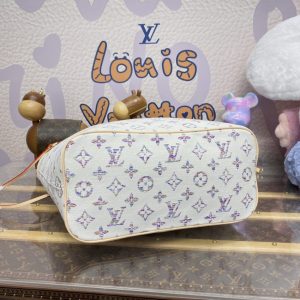 Replica Louis Vuitton Neverfull MM White 5 Replica Louis Vuitton Neverfull MM White - high-accuracy replica luxury purse