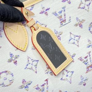 Replica Louis Vuitton Neverfull MM White 8 Replica Louis Vuitton Neverfull MM White - realistic designer-inspired fake bag