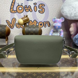 Replica Louis Vuitton Pilot Wearable Wallet Green 5 Replica Louis Vuitton Pilot Wearable Wallet Green - ultra-realistic fake designer tote