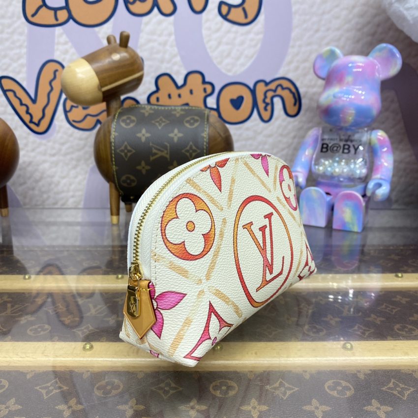 Replica Louis Vuitton Pochette Cosmétique Orange 2 Replica Louis Vuitton Pochette Cosmétique Orange - high-quality designer bag clone