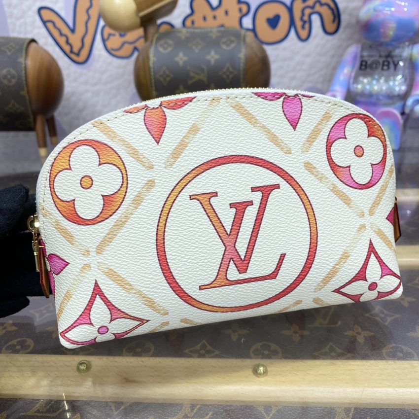 Replica Louis Vuitton Pochette Cosmétique Orange 3 Replica Louis Vuitton Pochette Cosmétique Orange - elite superclone designer purse