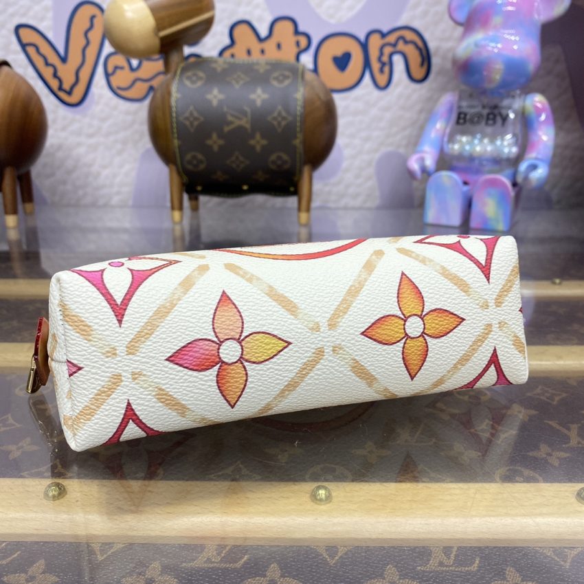 Replica Louis Vuitton Pochette Cosmétique Orange 6 Replica Louis Vuitton Pochette Cosmétique Orange - best-selling designer handbag dupe