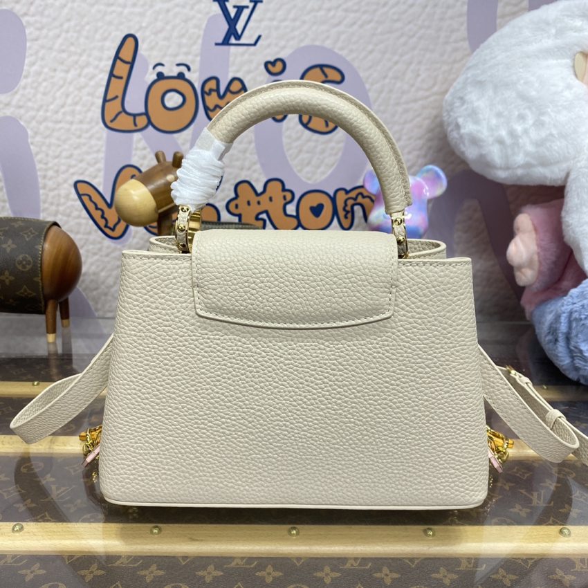 Replica Loius Vuitton Capucines Beige 2 Replica Loius Vuitton Capucines Beige - ultra-realistic fake designer tote