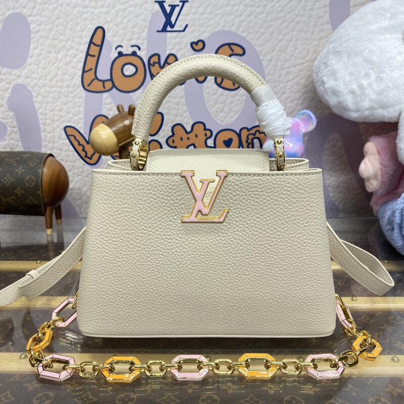 Replica Loius Vuitton Capucines Beige 1 Replica Loius Vuitton Capucines Beige - 1:1 designer replica handbag
