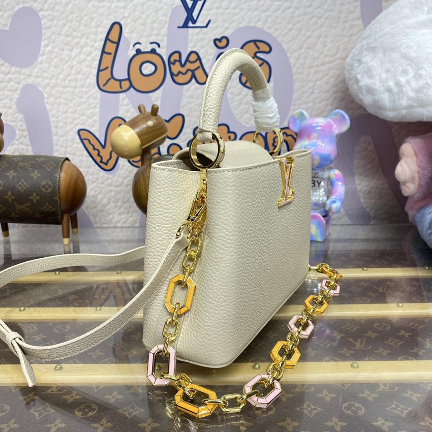 Replica Loius Vuitton Capucines Beige 4 Replica Loius Vuitton Capucines Beige - elite superclone designer purse
