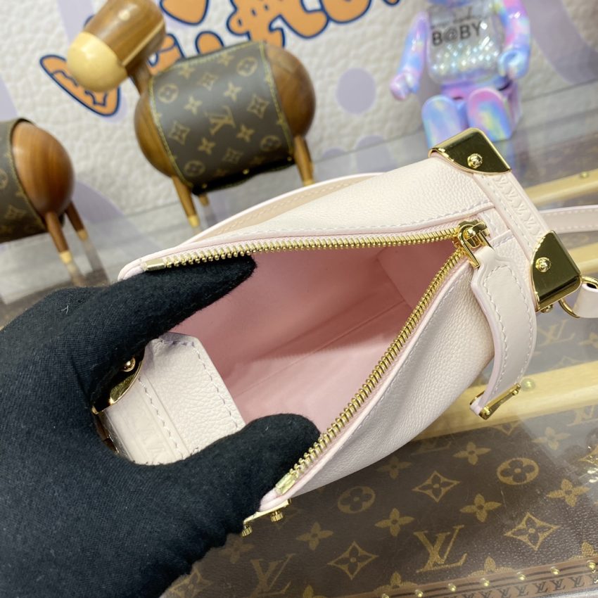 Replica Louis Vuitton Side Trunk Pure Beige 5 Replica Louis Vuitton Side Trunk Pure Beige - best-selling designer handbag dupe
