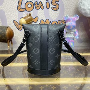 Replica Louis Vuitton Envelope Pouch Black 3 Replica Louis Vuitton Envelope Pouch Black - ultra-realistic fake designer tote