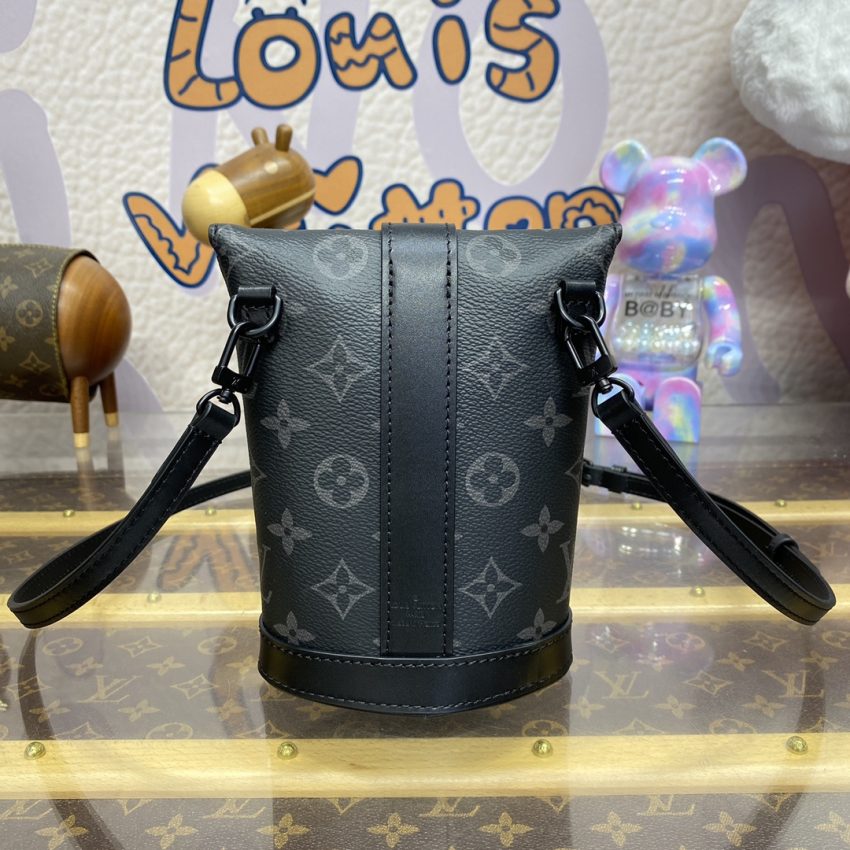 Replica Louis Vuitton Envelope Pouch Black 3 Replica Louis Vuitton Envelope Pouch Black - ultra-realistic fake designer tote