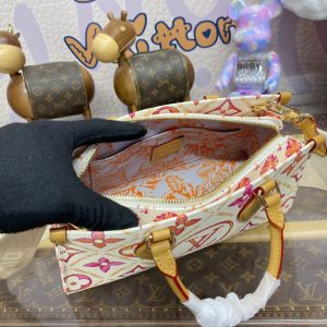 Replica LV OnTheGo East West Orange 5 Replica LV OnTheGo East West Orange - authentic-look luxury purse replica