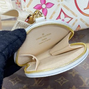 Replica LV OnTheGo East West Orange 2 Replica LV OnTheGo East West Orange - authentic-look luxury purse replica