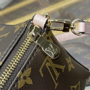 Replica Louis Vuitton Bloom Pouch 5 Replica Louis Vuitton Bloom Pouch - authentic-look luxury purse replica