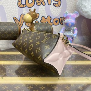 Replica Louis Vuitton Bloom Pouch 7 Replica Louis Vuitton Bloom Pouch - top-rated replica designer bag