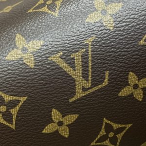 Replica Louis Vuitton Bloom Pouch 10 Replica Louis Vuitton Bloom Pouch - high-quality designer bag clone