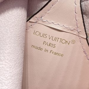 Replica Louis Vuitton Bloom Pouch 2 Replica Louis Vuitton Bloom Pouch - 1:1 designer replica handbag
