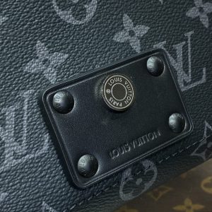 Replica Louis Vuitton Soul Trunk Cross-Body Black 8 Replica Louis Vuitton Soul Trunk Cross-Body Black - best-selling designer handbag dupe