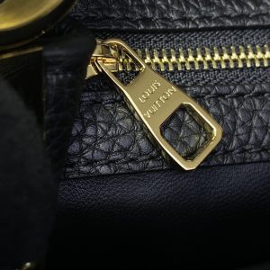 Replica Loius Vuitton Capucines Full Black 2 Replica Loius Vuitton Capucines Full Black - ultra-realistic fake designer tote