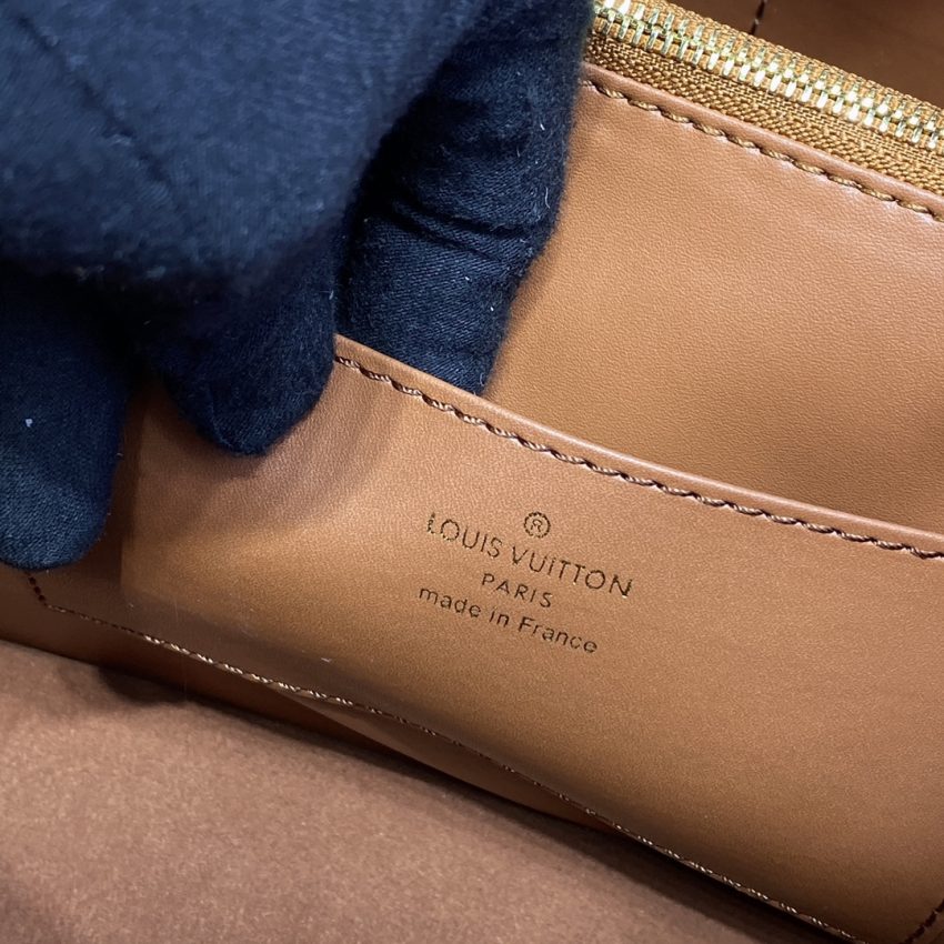 Replica Loius Vuitton Capucines Brown Large 10 Replica Loius Vuitton Capucines Brown Large - top-tier luxury replica shoulder bag