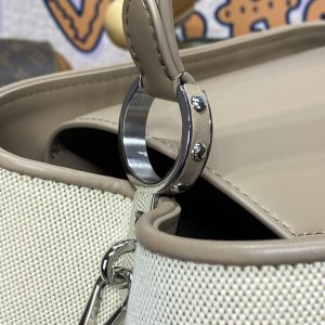 Replica Loius Vuitton Capucines Beige Silk 9 Replica Loius Vuitton Capucines Beige Silk - high-accuracy replica luxury purse