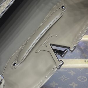 Replica Loius Vuitton Capucines Beige Silk 4 Replica Loius Vuitton Capucines Beige Silk - best-selling designer handbag dupe