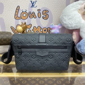 Replica Louis Vuitton S-Cape Messenger Full Black 10 Replica Louis Vuitton S-Cape Messenger Full Black - authentic-look luxury purse replica