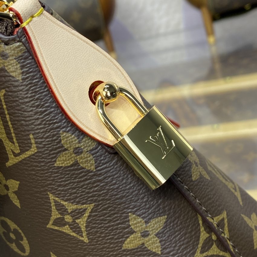 Replica Louis Vuitton Lockit BB 2 Replica Louis Vuitton Lockit BB - ultra-realistic fake designer tote