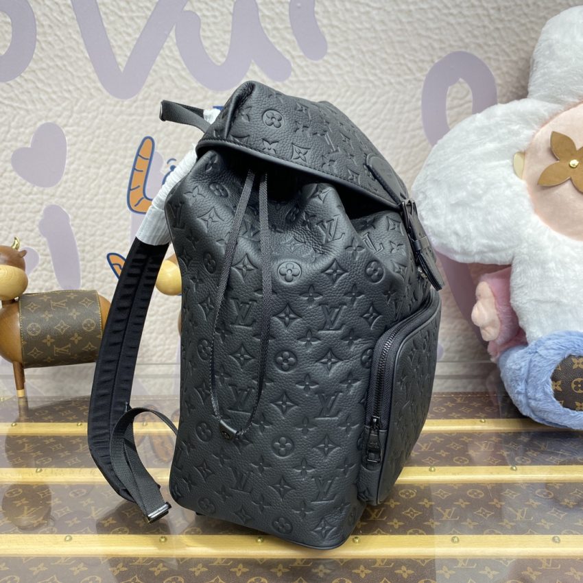 Replica Louis Vuitton Montsouris Black 4 Replica Louis Vuitton Montsouris Black - high-accuracy replica luxury purse