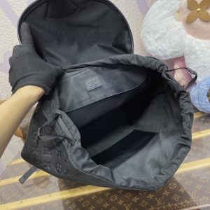 Replica Louis Vuitton Montsouris Black 7 Replica Louis Vuitton Montsouris Black - authentic-look luxury purse replica