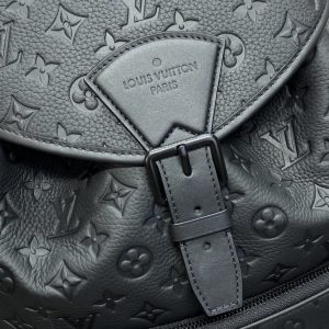 Replica Louis Vuitton Montsouris Black 8 Replica Louis Vuitton Montsouris Black - best quality luxury bag dupe