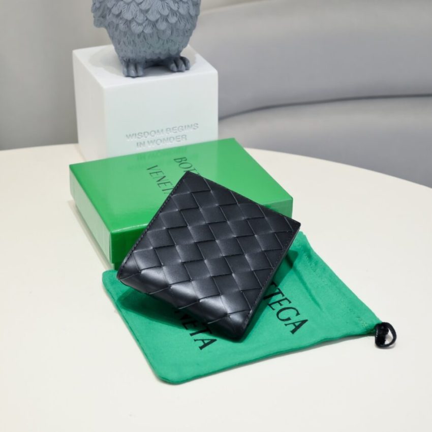 Replica Bottega Veneta 2 Fold Wallet 8 Replica Bottega Veneta 2 Fold Wallet - realistic designer-inspired fake bag
