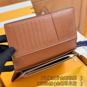 Replica Louis Vuitton Brazza Wallet Brown 5 Replica Louis Vuitton Brazza Wallet Brown - best-selling designer handbag dupe