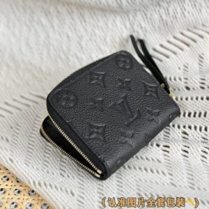 Replica Louis Vuitton Zipper Coin Purse Black 7 Replica Louis Vuitton Zipper Coin Purse Black - near-authentic luxury replica handbag