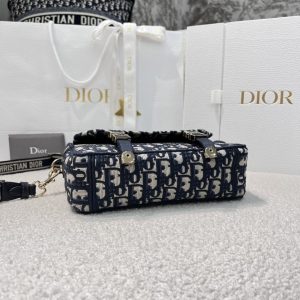 Replica Dior Camp Oblique Embroidery - high-end fake designer purse