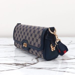 Replica Gucci Luce Shoulder Bag in Black 4 Replica Gucci Luce Shoulder Bag in Black - realistic designer-inspired fake bag