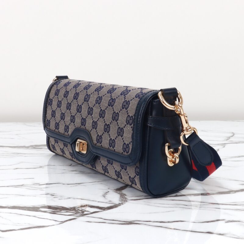 Replica Gucci Luce Shoulder Bag in Black 4 Replica Gucci Luce Shoulder Bag in Black - realistic designer-inspired fake bag