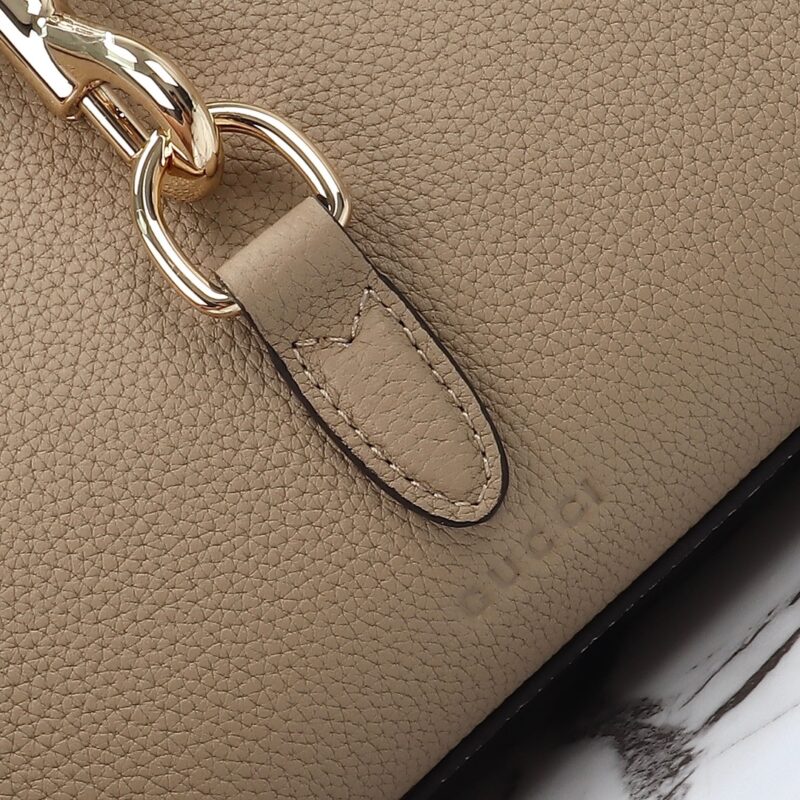 Replica Gucci Jackie Tote Hook Closure Beige 6 Replica Gucci Jackie Tote Hook Closure Beige - realistic designer-inspired fake bag
