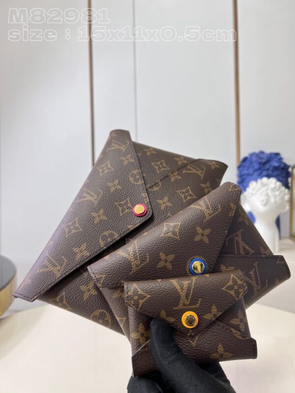 Replica Louis Vuitton Kirigami Pochette Pouch Brown 1 Replica Louis Vuitton Kirigami Pochette Pouch Brown - realistic designer-inspired fake bag