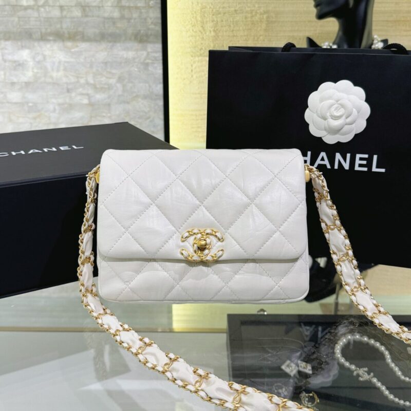 Replica CHANEL 19 Mini Flap White Bag 1 Replica CHANEL 19 Mini Flap White Bag - authentic-look luxury purse replica