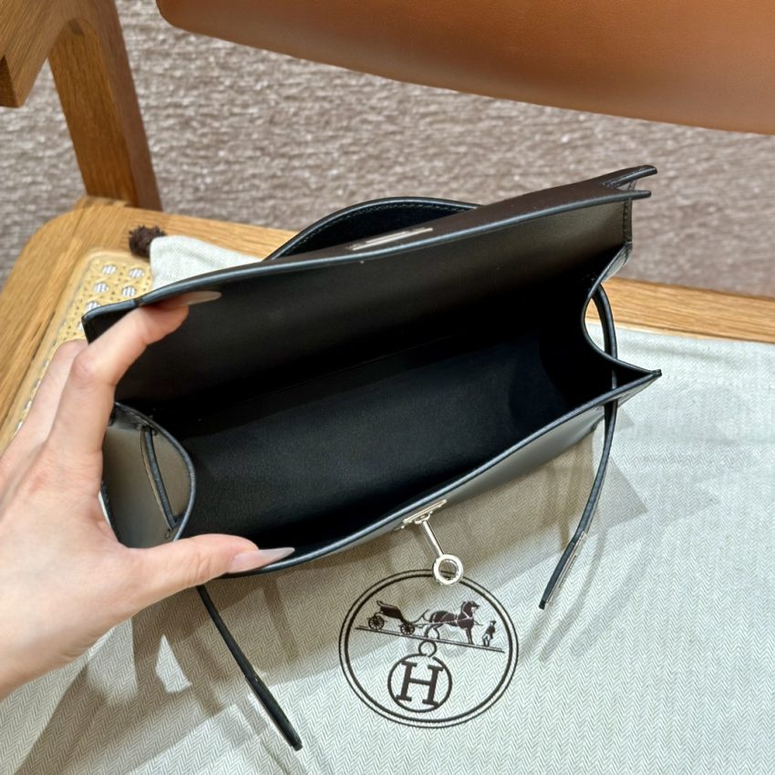 Replica Hermes Kelly Pochette Swift Black 14 Replica Hermes Kelly Pochette Swift Black - high-accuracy replica luxury purse