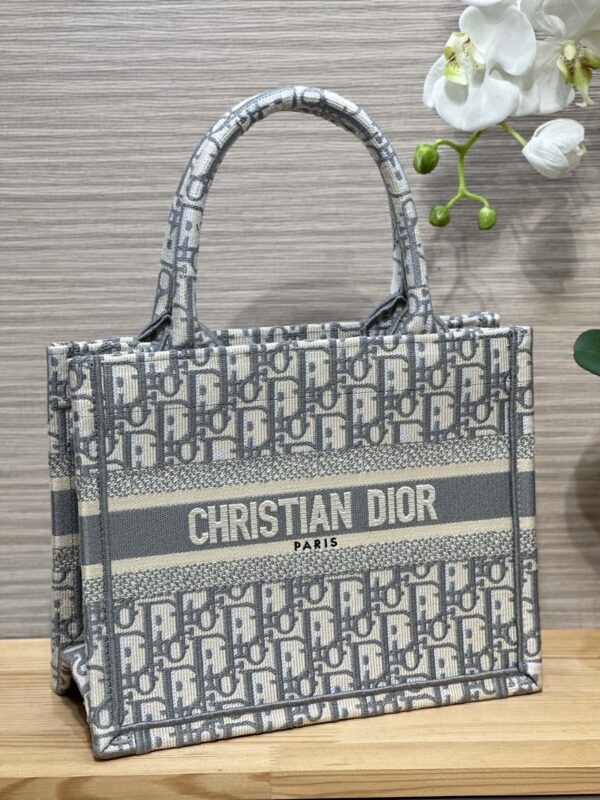 Replica Dior Tote Book CD Grey 2 Replica Dior Tote Book CD Grey - high-quality designer bag clone